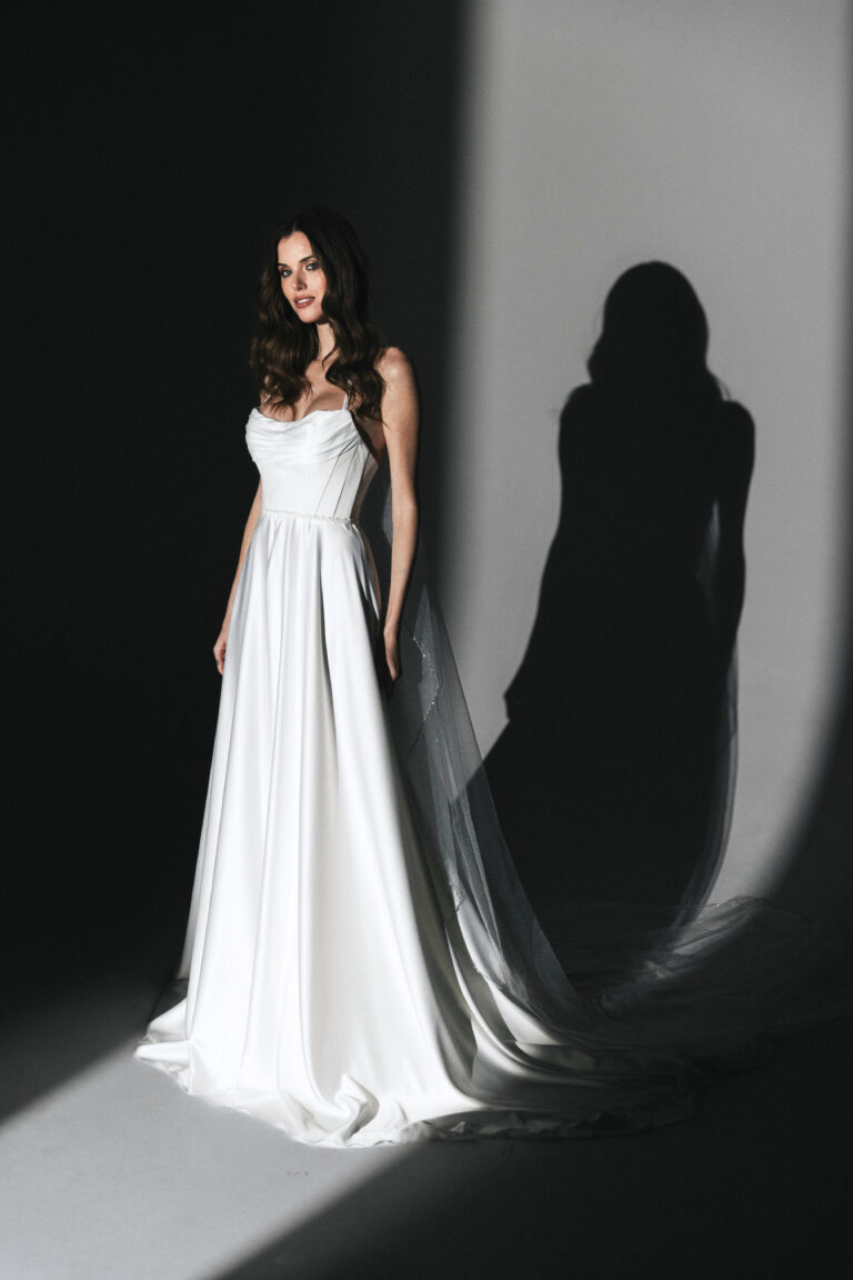 robe de mariée A-line satin glamour