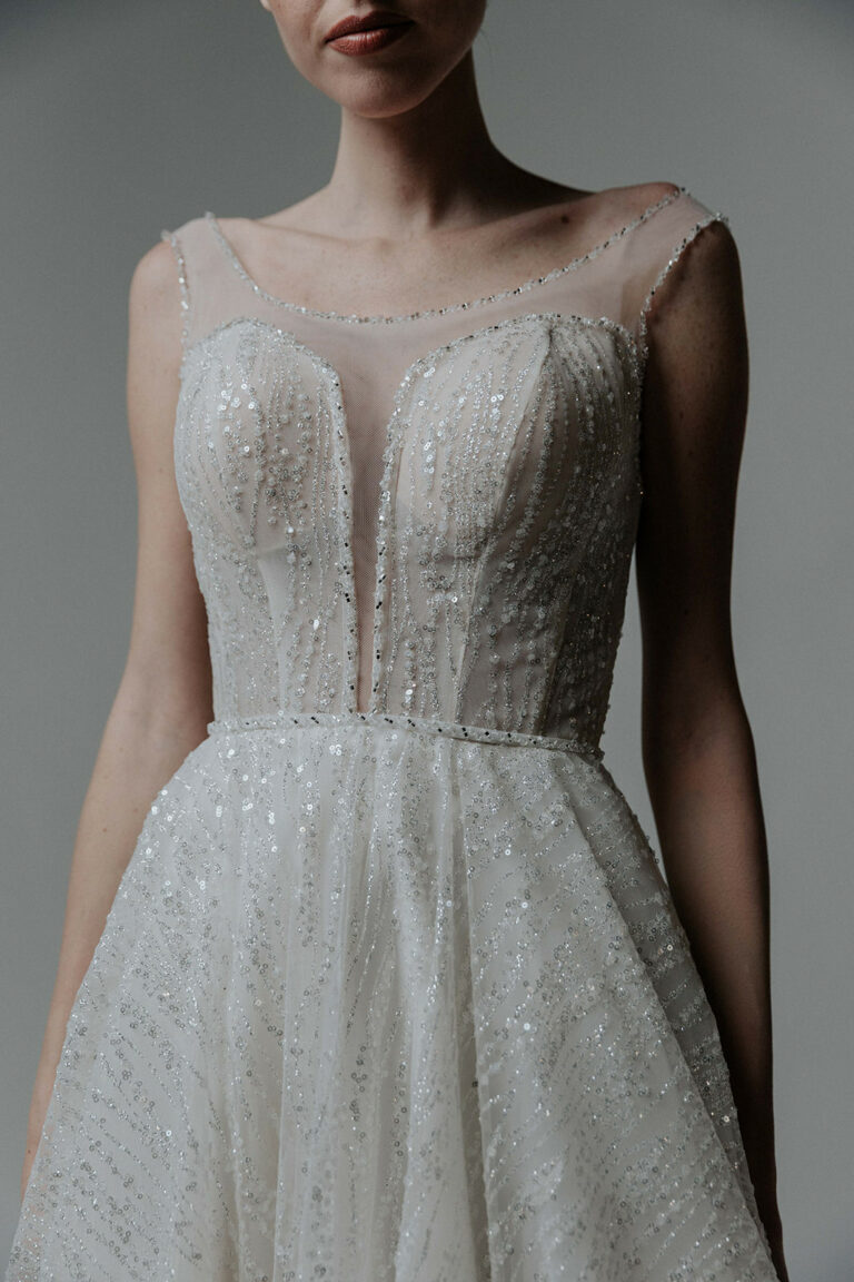 robe de mariée princesse brillante à paillettes